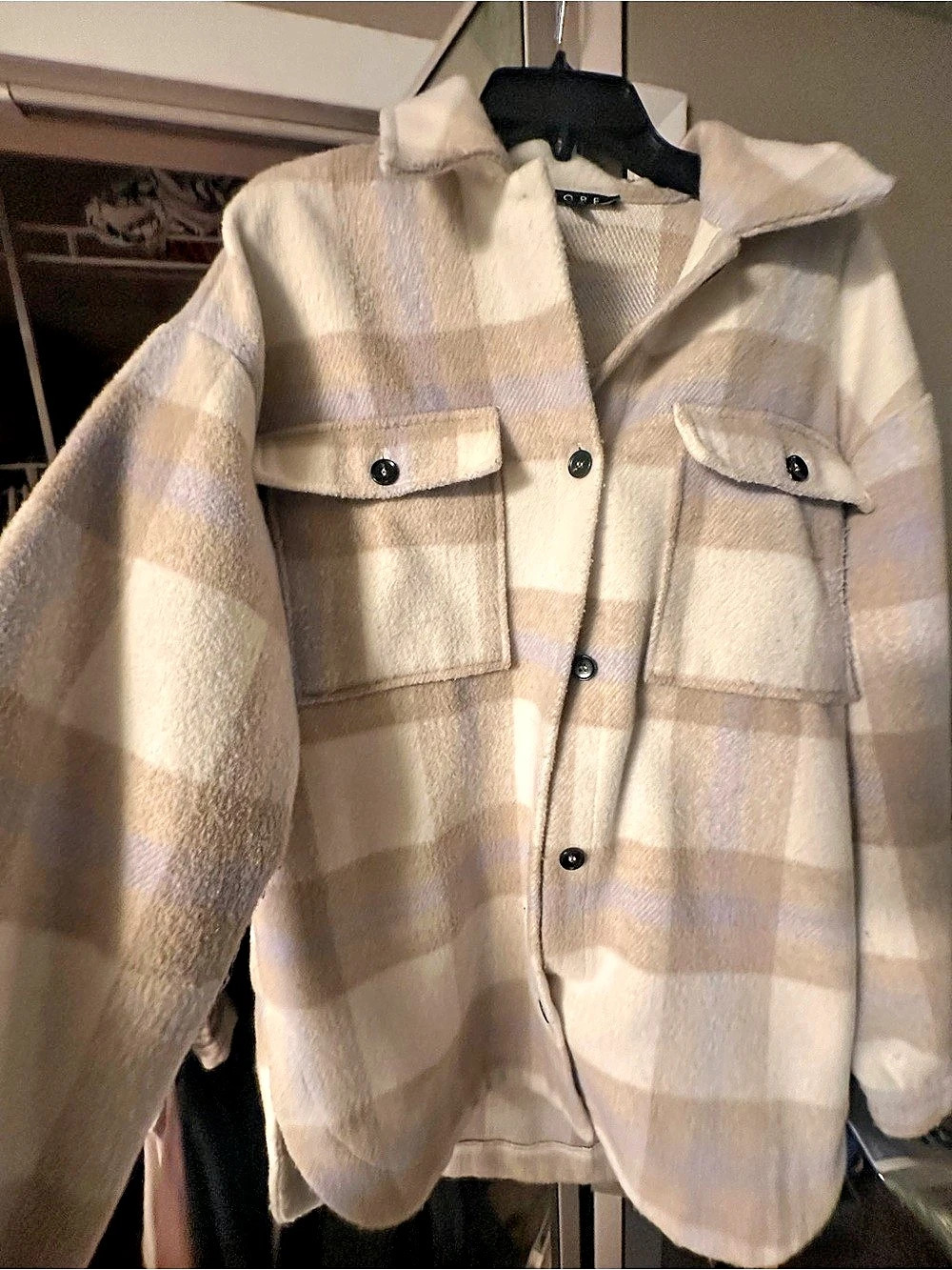 FORE Plaid Shacket in Cream & Beige Size Medium Like New